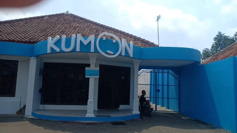 kumon-ipik-gandamanah-purwakarta-tampak-depan-2