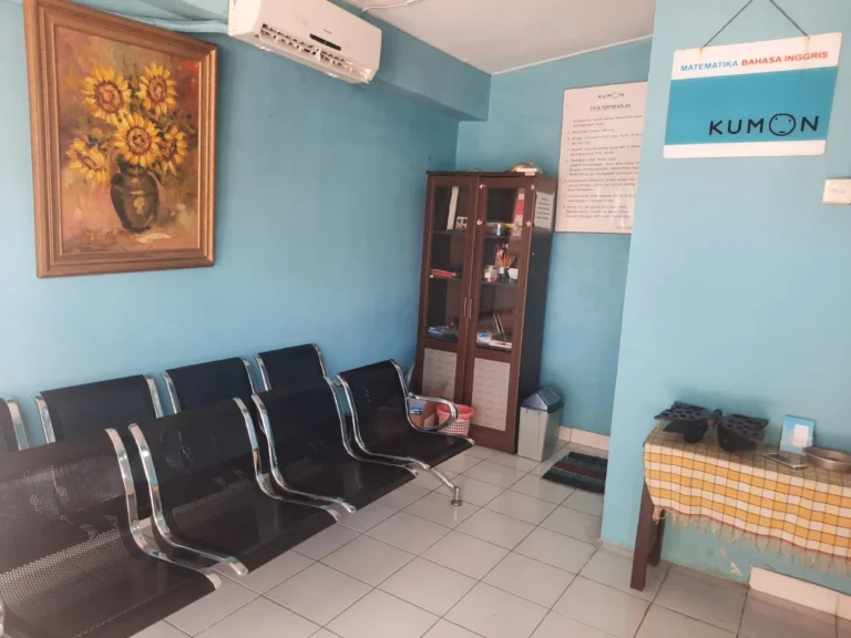 kumon-lukluk-ruang-tunggu-2