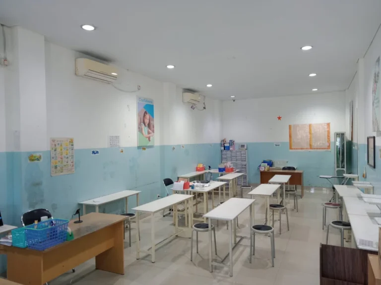 ruang-kelas-11